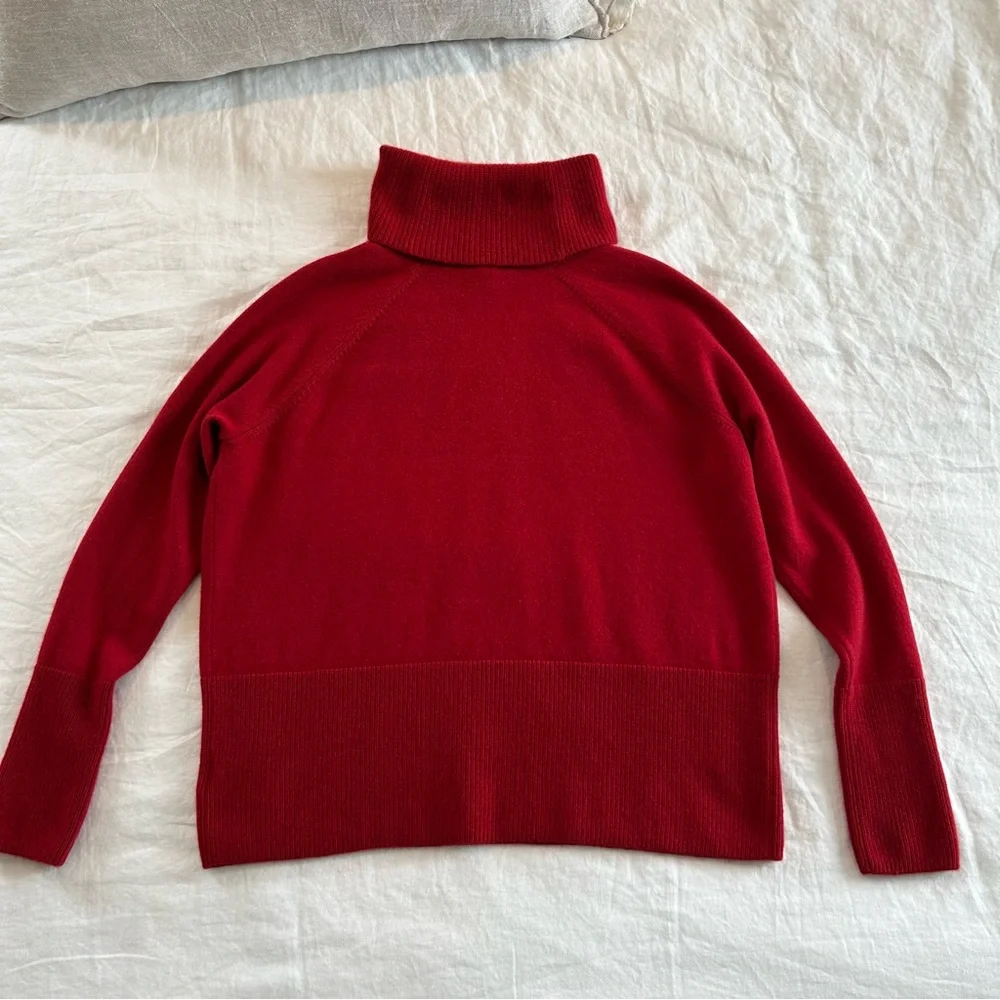 ATHLETA Alpine Turtleneck Wool/Cashmere Sweater ~ Large - Picture 8 of 8